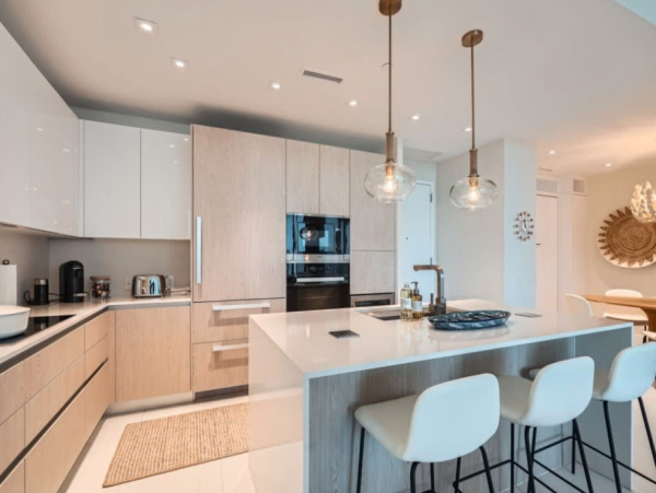 Luxury 2 - Bedroom Oceanfront Condo on Singer Island